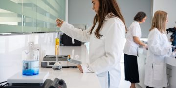 GNT opens new Middle East application laboratory for plant-based EXBERRY® colors