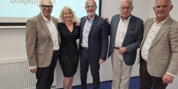 Poland dairy ‘Polmlek’ filling new ESL and Aseptic (low acid) dairy products and desserts in spouted pouches