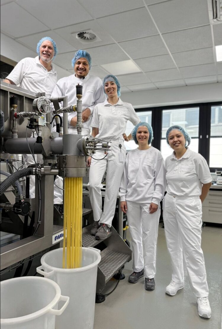 New pilot extrusion press recreates industrial conditions in MC Mühlenchemie Pasta Lab