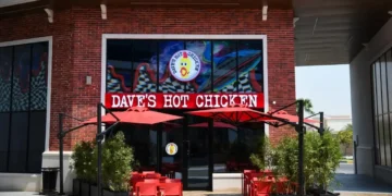 Dave’s Hot Chicken Expands Saudi Arabia Presence with First Al Khobar Branch